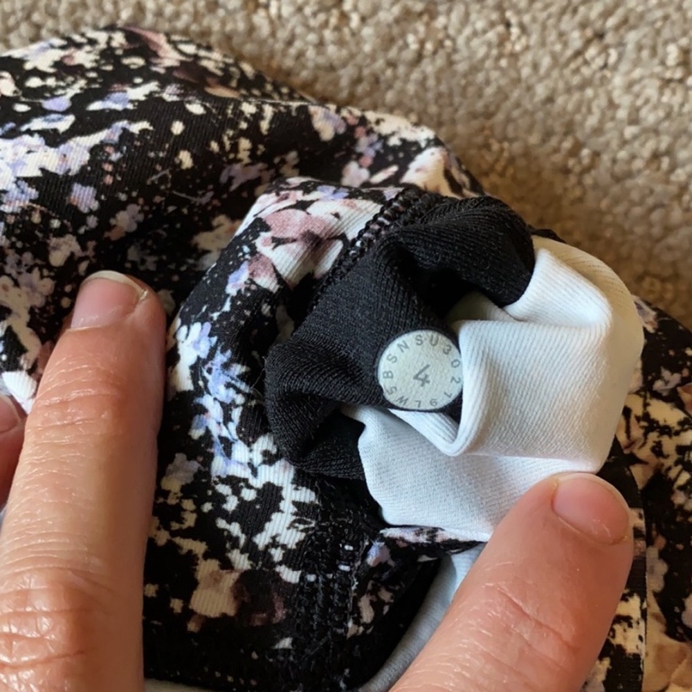 Lululemon X Barre3 Collab Limited Edition Floral … - image 4